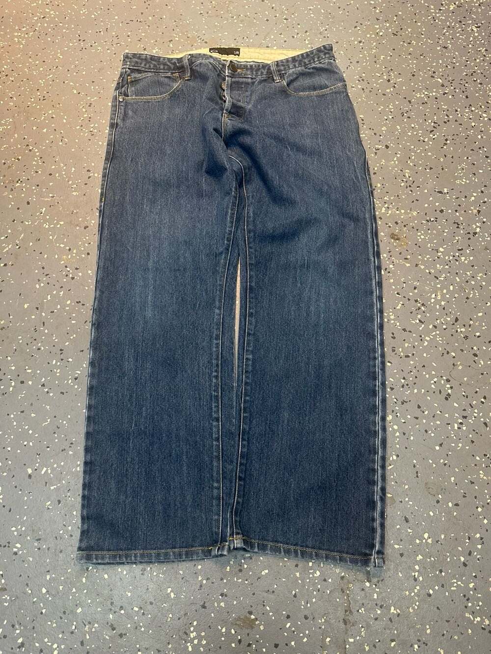Oakley Button Fly Medium Wash Denim Jeans Men's Size 38x32